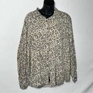 Maurices Plus Size 3X Leopard Print Button Down Shirt Rayon Long Sleeve Gray Tan